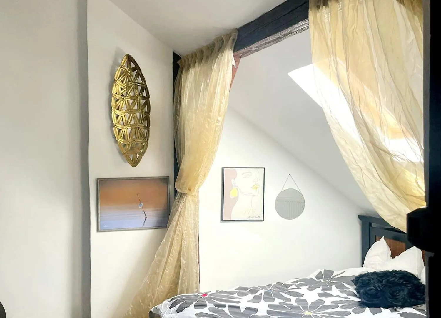 Apartment Central Cozy Loft Bucharest Romania